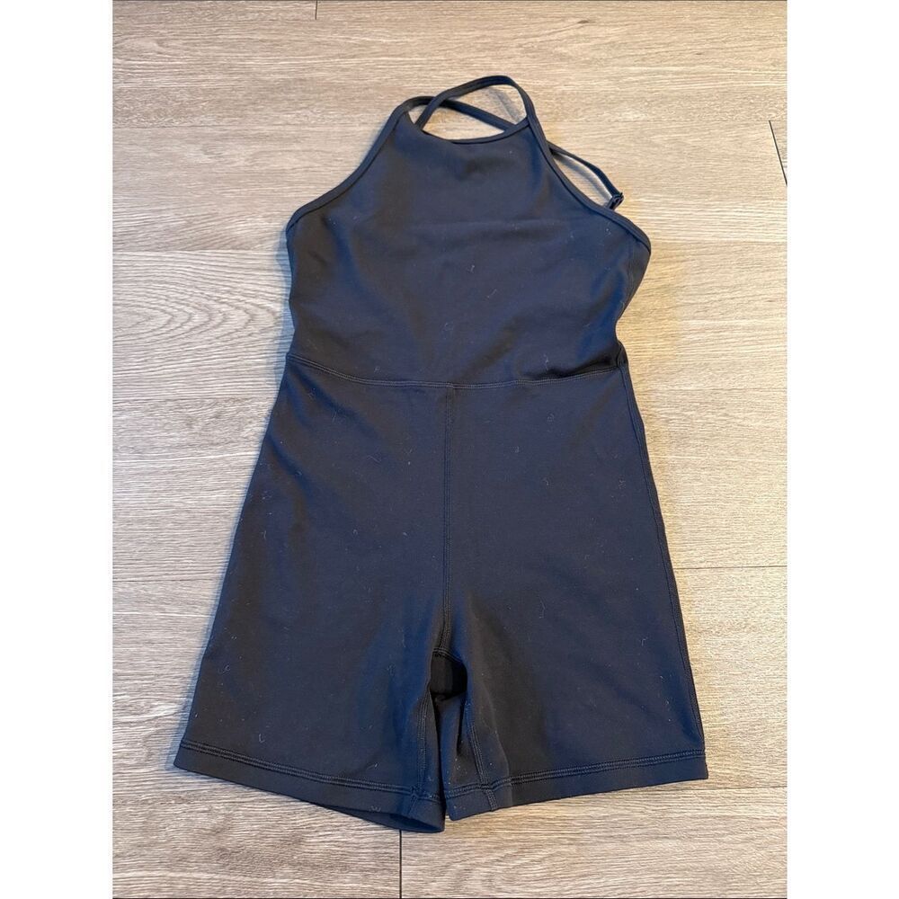 ARITZIA Black Strappy Sleeveless Romper